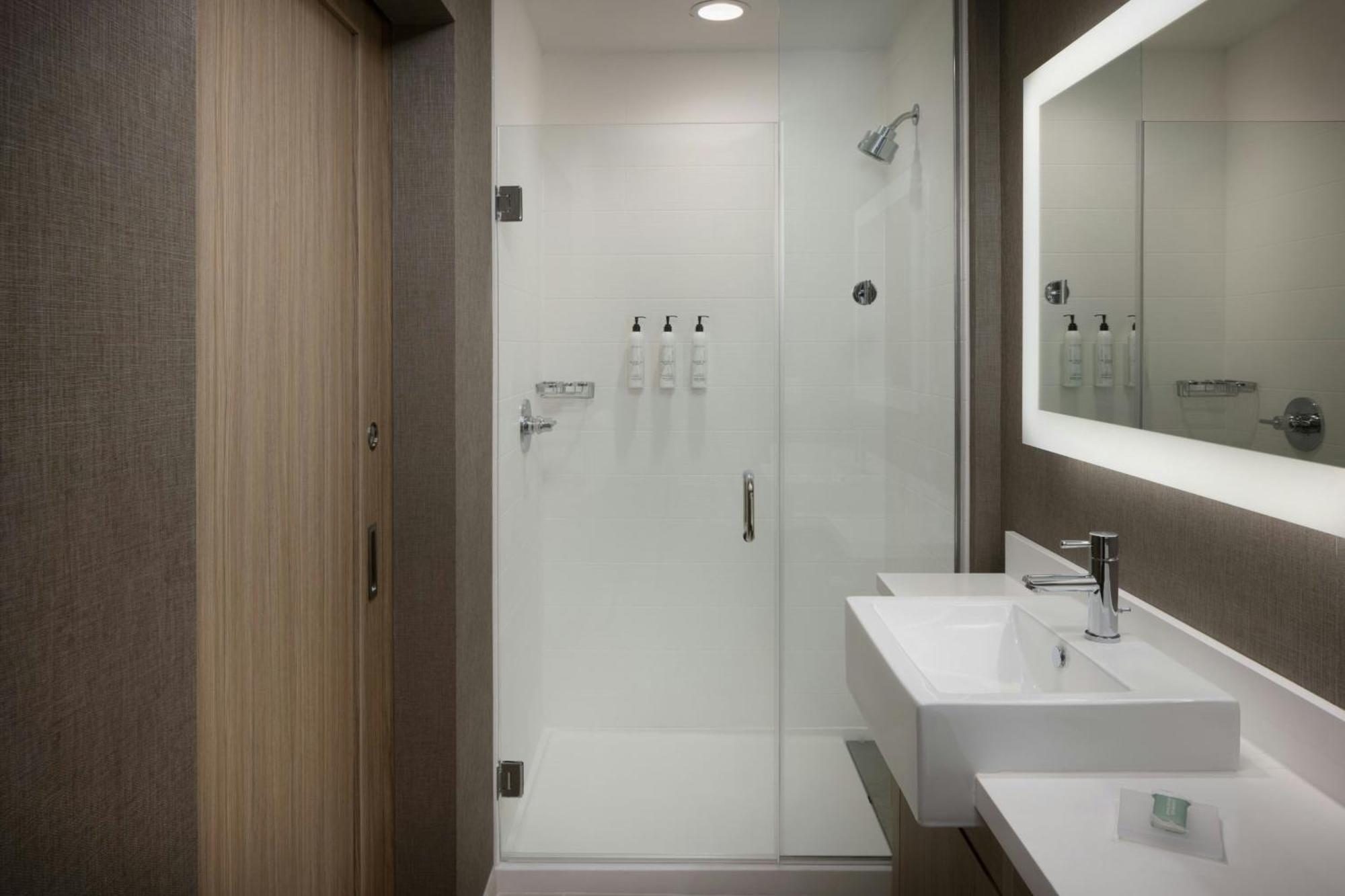 Springhill Suites By Marriott Боулинг Грин Экстерьер фото