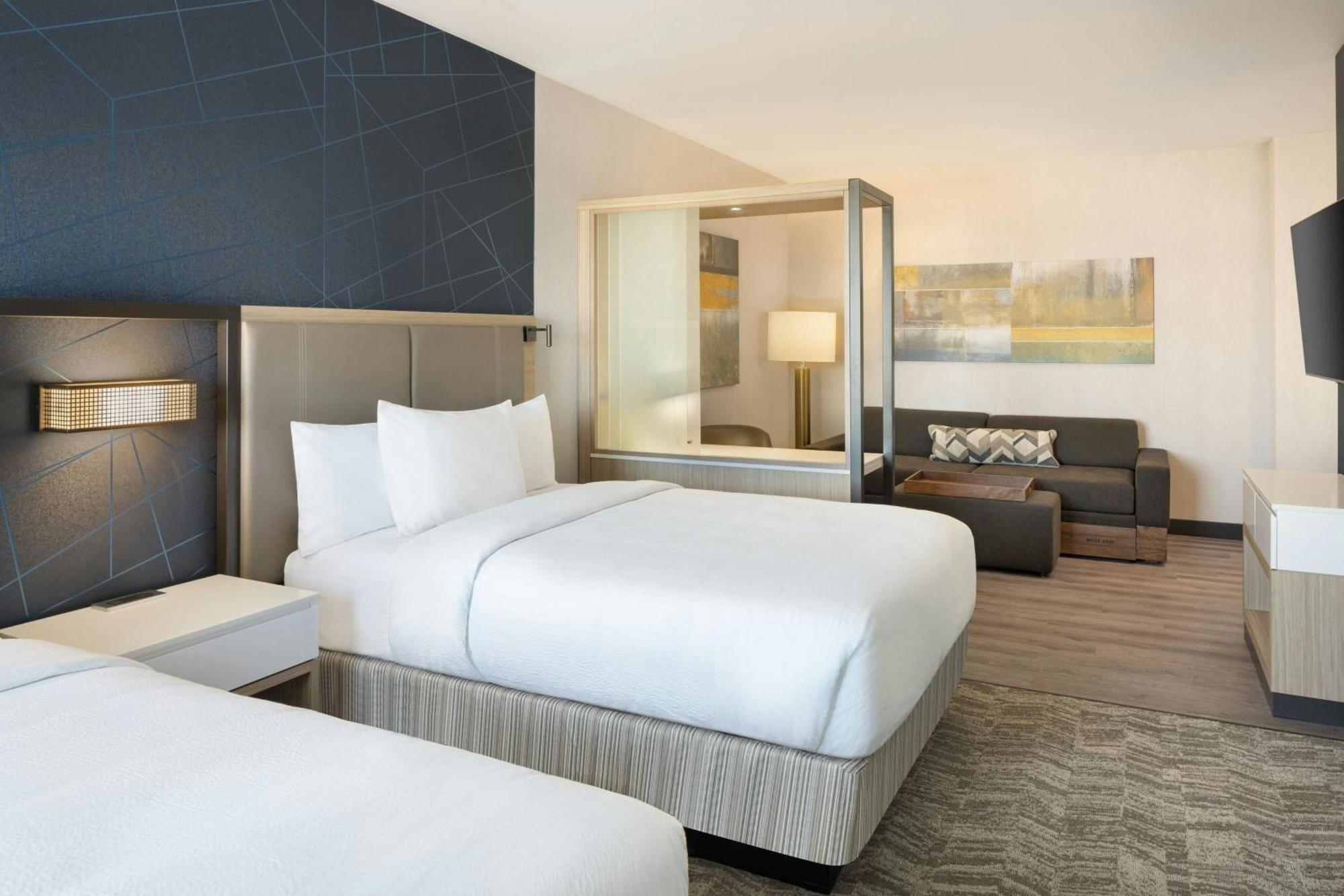 Springhill Suites By Marriott Боулинг Грин Экстерьер фото